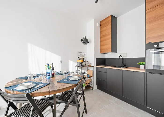 Makuszynskiego 56 By Homeprime